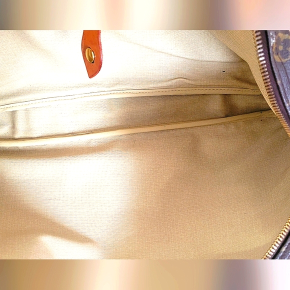 MORE PICS finally added! Louis Vuitton monogram weekender -Authentic & Pristine! - Picture 2 of 4